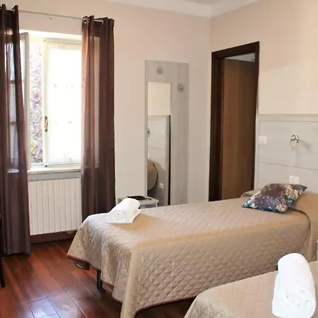 Nuovo Hotel Giardini-3